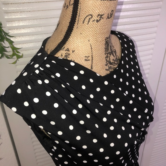 Women dress - Picture 9 of 13